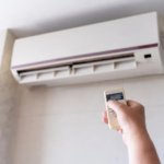Bật điều hoà khi cần hay bật 24/24 thì tiết kiệm điện hơn ?
